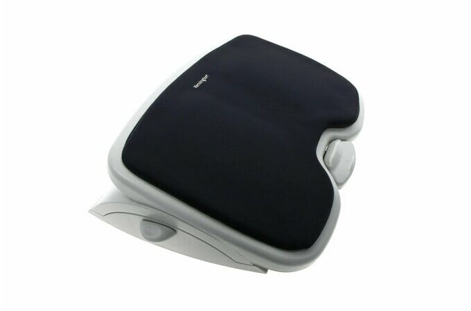 KENSINGTON SoleMate™ Comfort Footrest with SmartFit® System Accessories Acco UK Ltd
