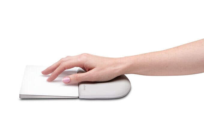 KENSINGTON ErgoSoft™ Wrist Rest for Slim Mouse/Trackpad Accessories Acco UK Ltd