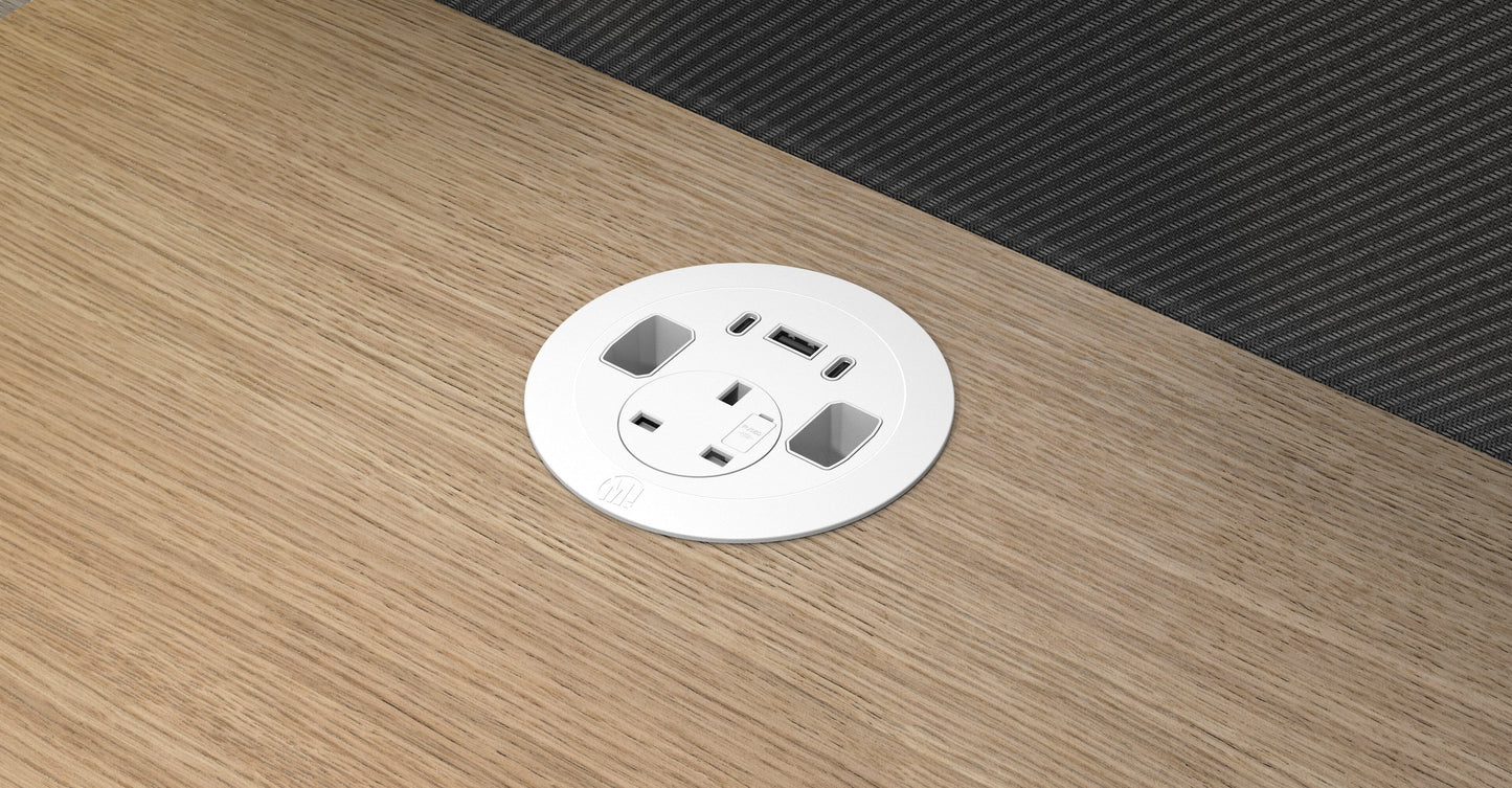 Solo Plus Power Module with Triple USB and 2 Empty Models Accessories Metalicon