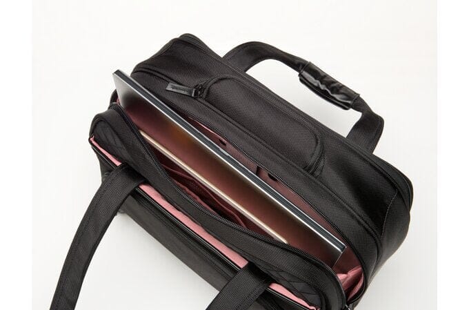 KENSINGTON OContour™ 2.0 Executive Balance Laptop Spinner — 15.6” Accessories Acco UK Ltd   