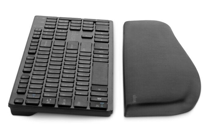 KENSINGTON ErgoSoft™ Wrist Rest for Slim Keyboards - e-furniture