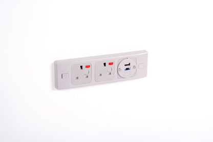 Puma- 2 x UK Sockets, 1 x TUF
